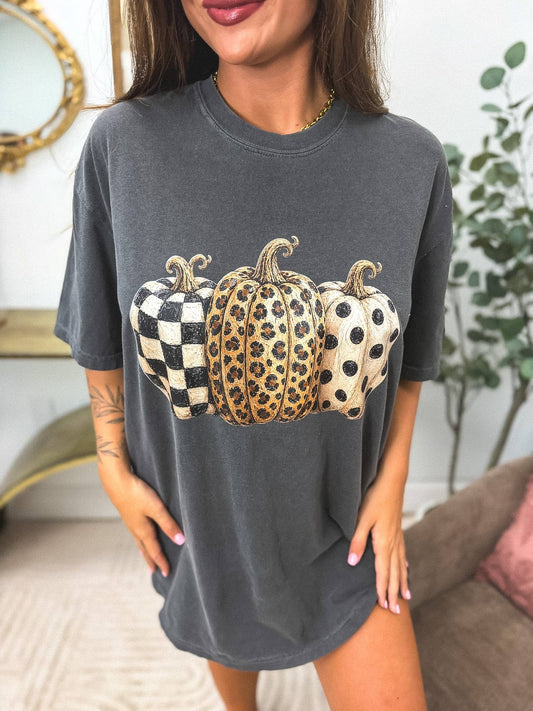 Patterned 3 Pumpkins Graphic Tee on Pepper