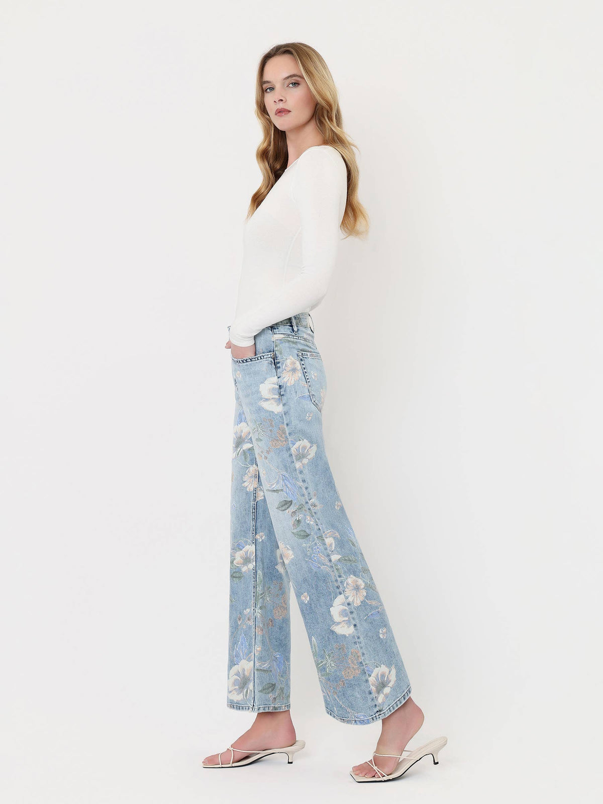SUPER HIGH RISE FLORAL EXTREME VINTAGE FLARE JEANS