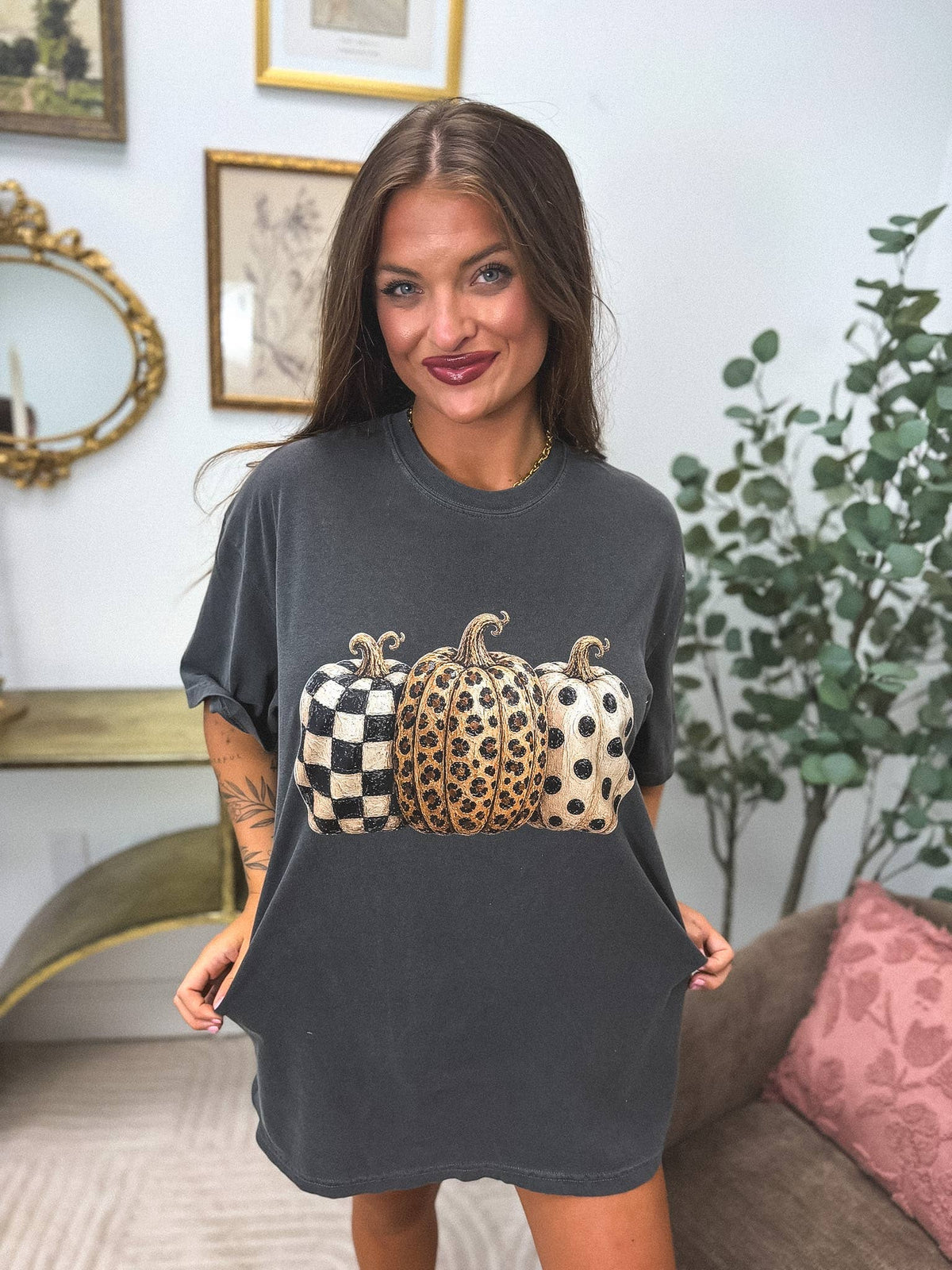 Patterned 3 Pumpkins Graphic Tee on Pepper
