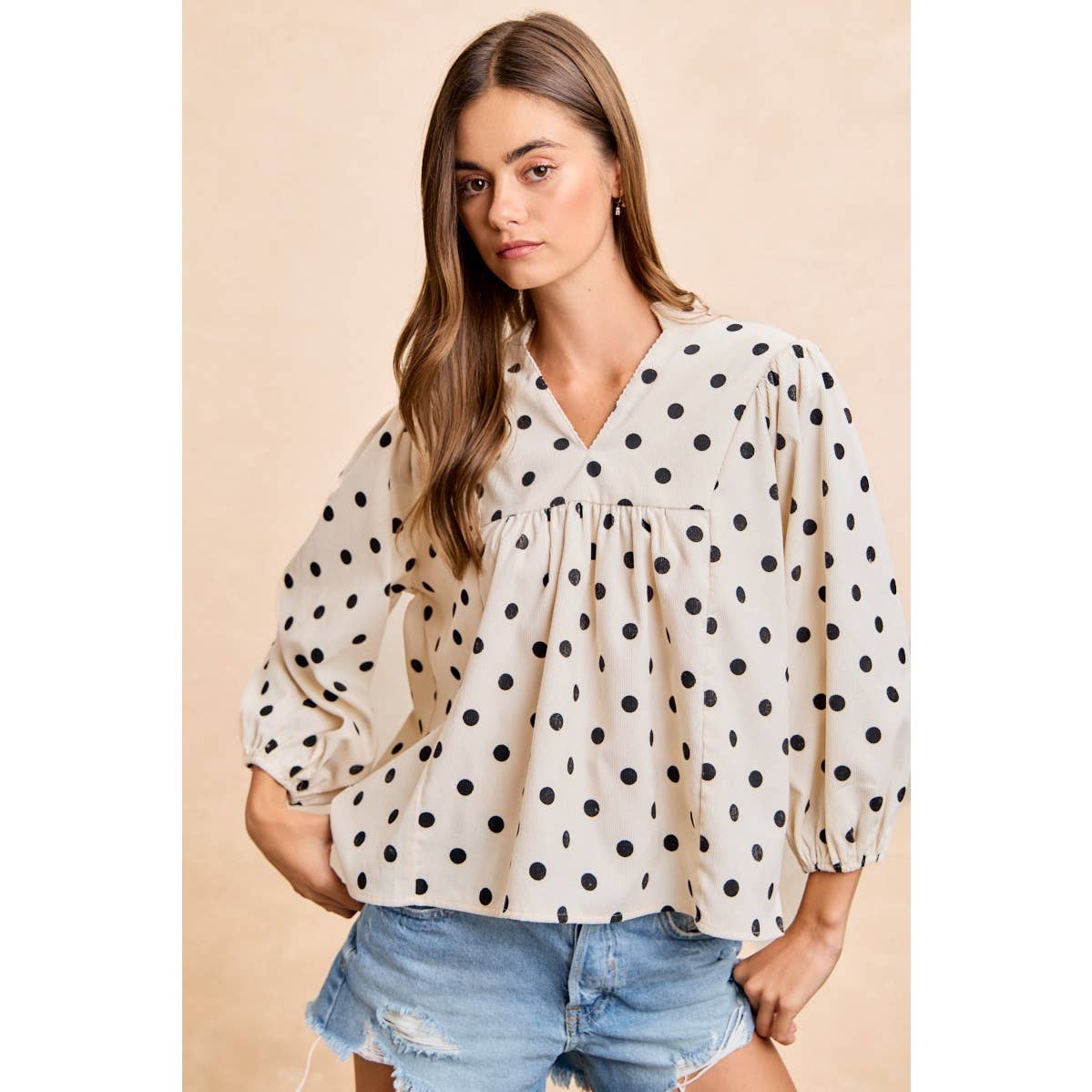 POLKA DOT CORDUROY QUARTER SLEEVES V NECK TOP
