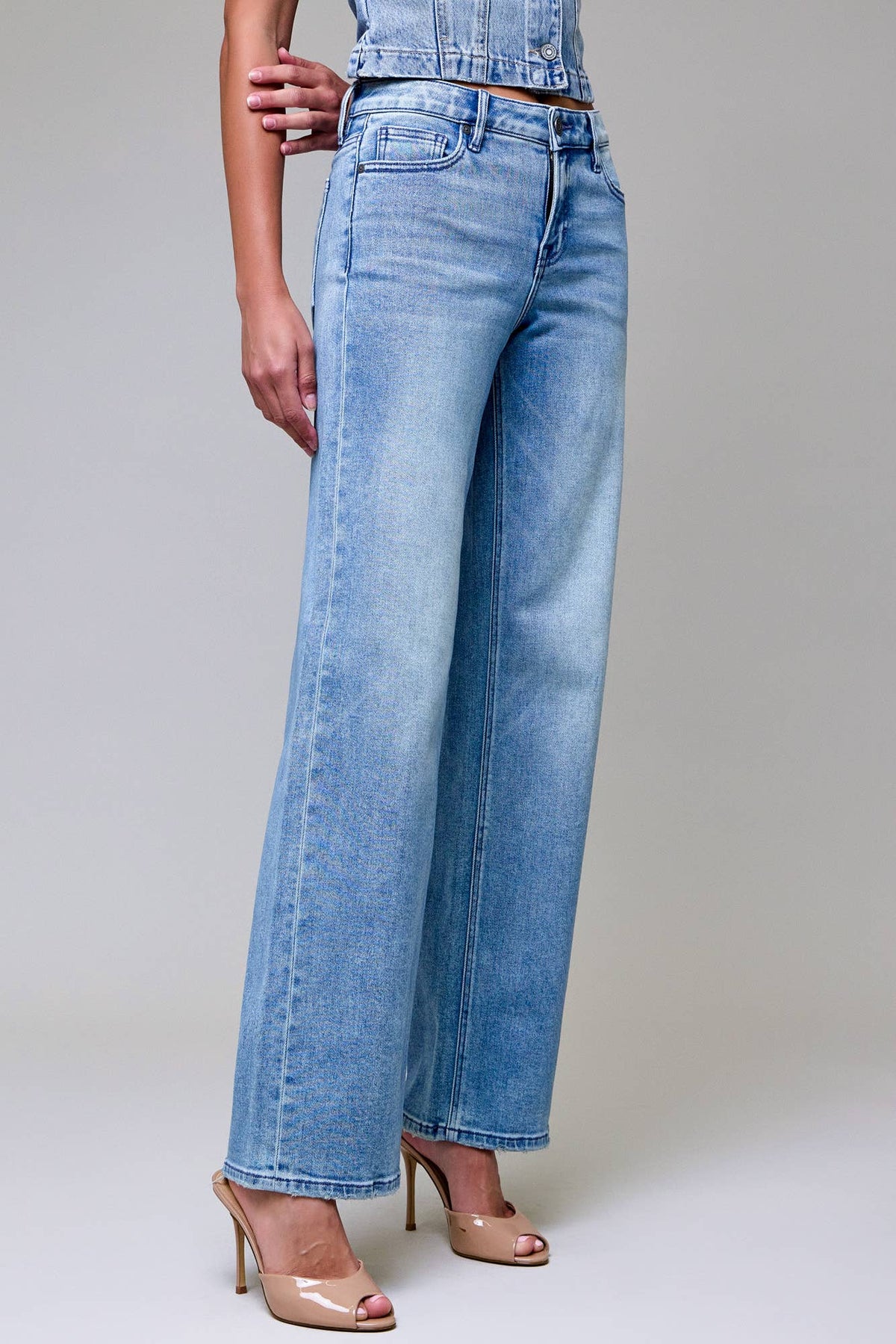 Vintage Wash Stretch Mid Rise Dad Jeans