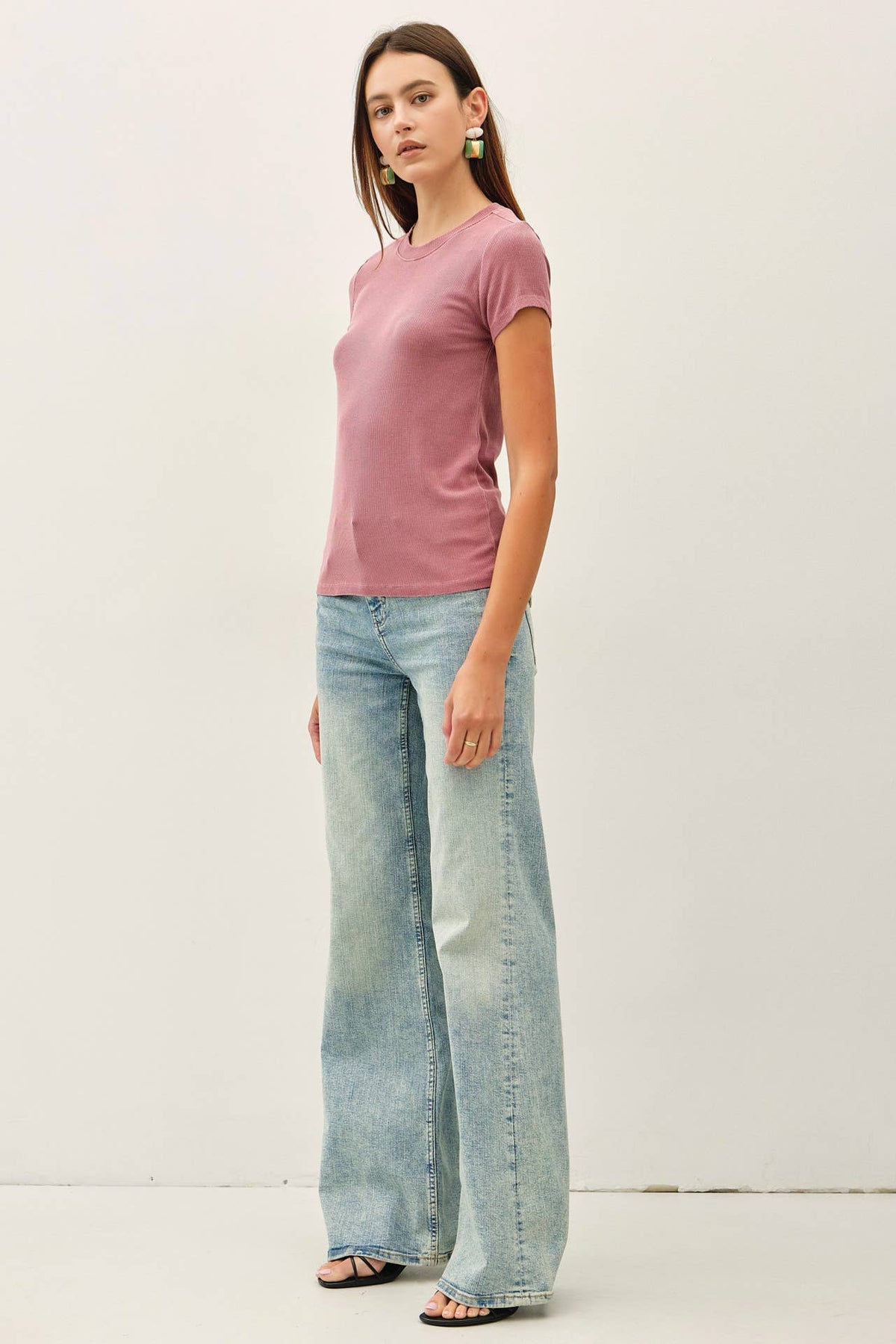 GARMENT DYE RIBBED CREW NECK TOP
