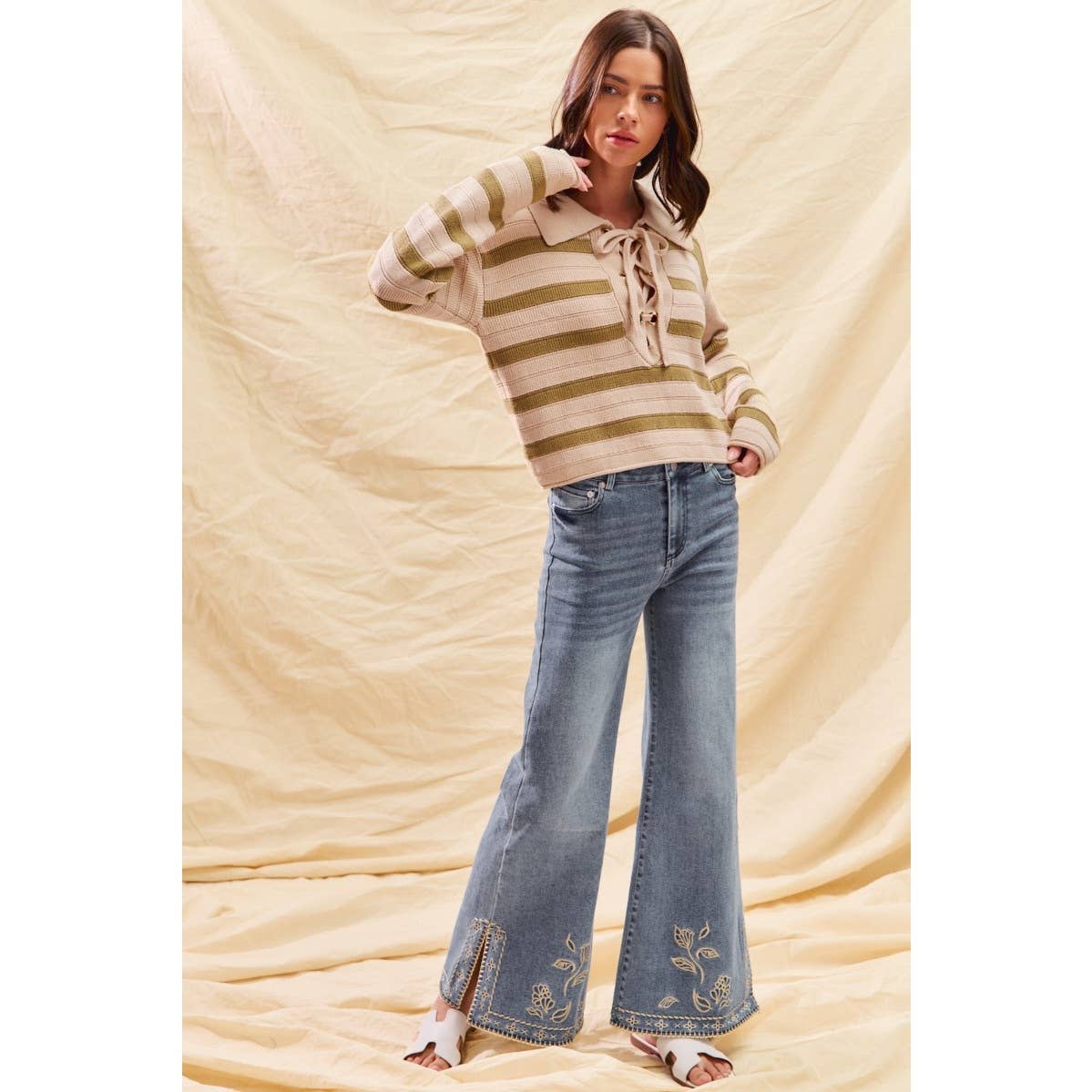 MID RISE STRETCH DENIM FLARE JEANS PANTS